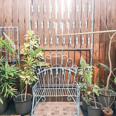 South Gate Home Stay Tainan Dış mekan fotoğraf