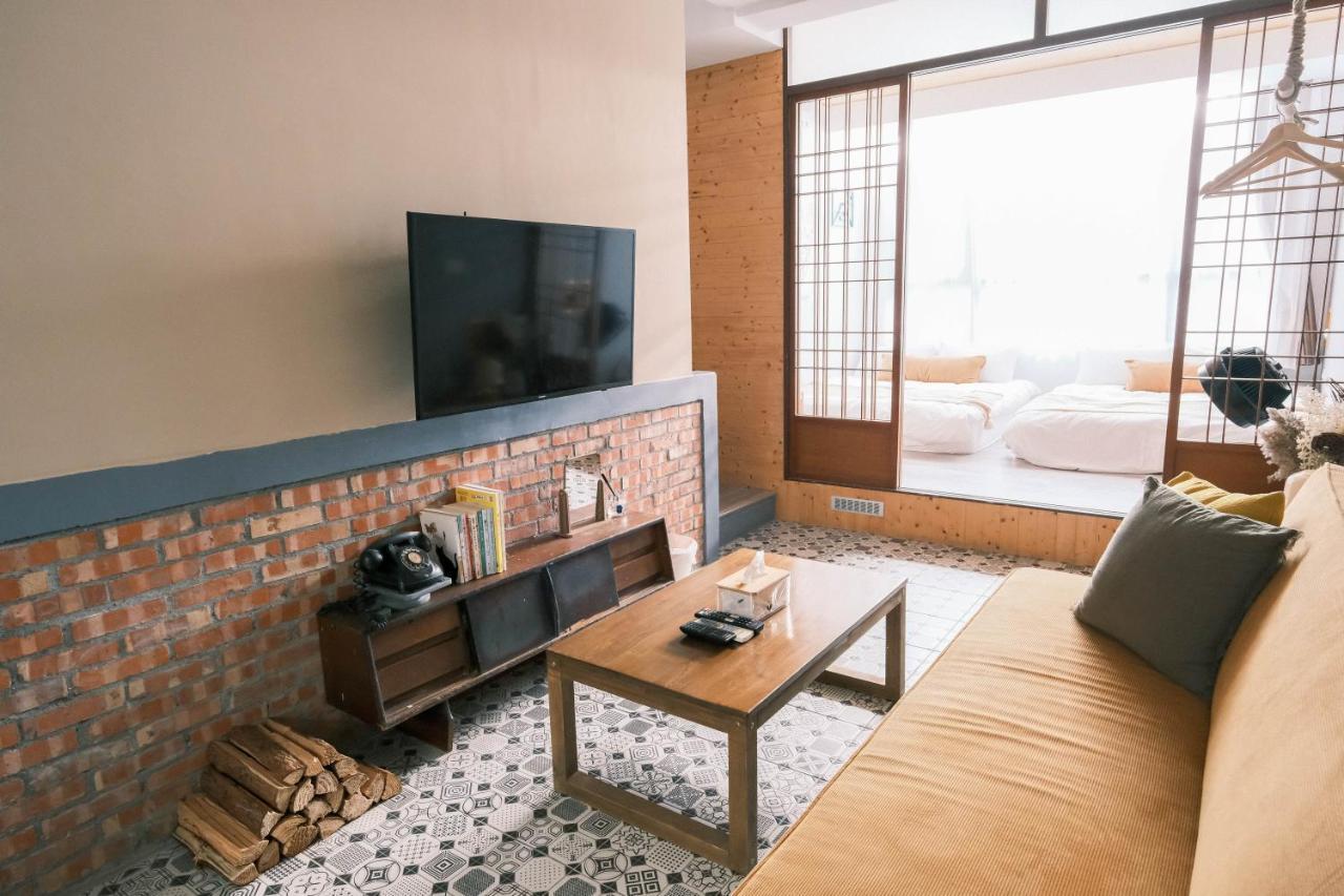 South Gate Home Stay Tainan Dış mekan fotoğraf