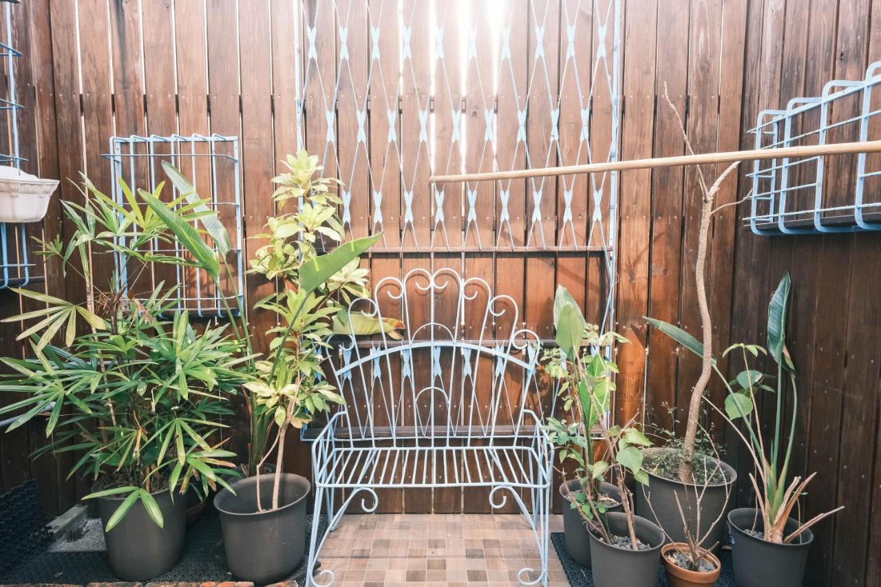 South Gate Home Stay Tainan Dış mekan fotoğraf